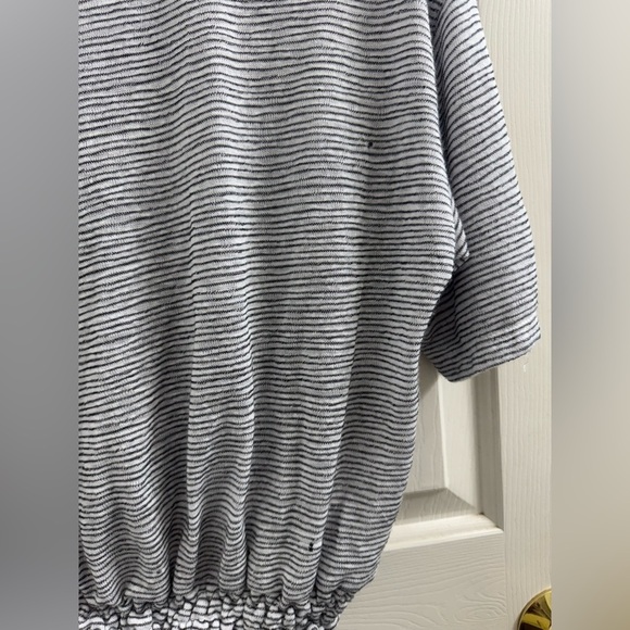 Project Social T Black and White Striped Short Sleeve crop Top - Picture 8 of 8